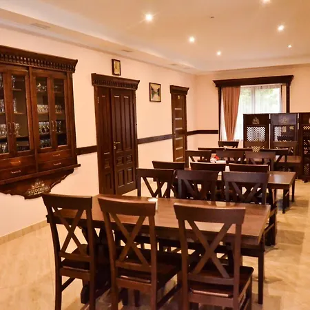 & Restaurant Отель Колочава