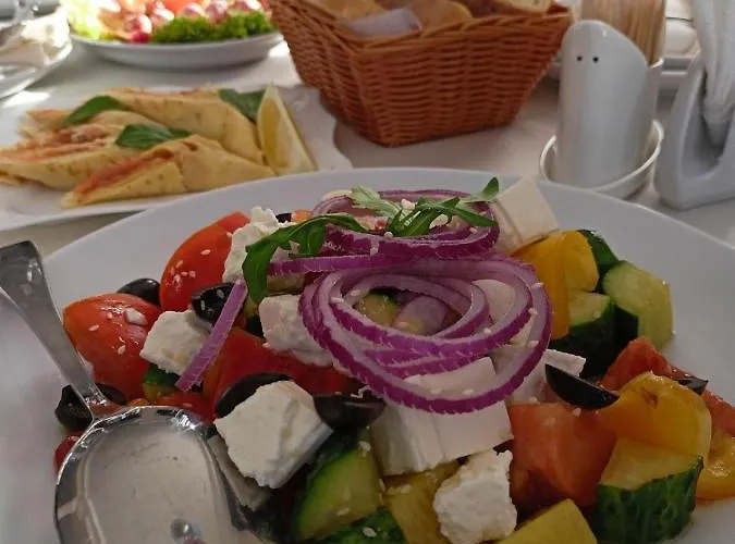 فندق & Restaurant *