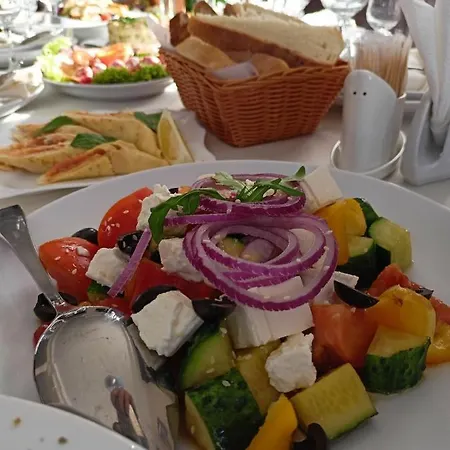 Szálloda & Restaurant *